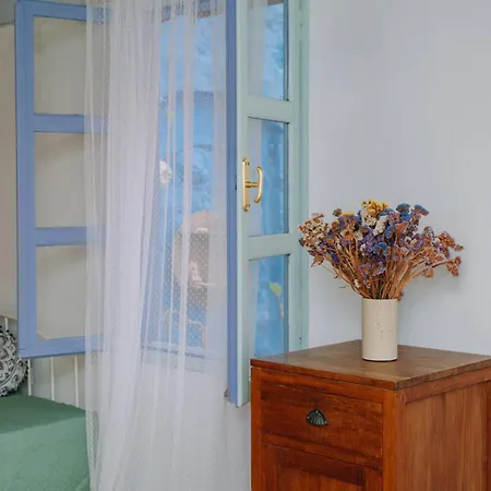 Mayelia Cozy House In The Medieval Town Сasa de vacaciones